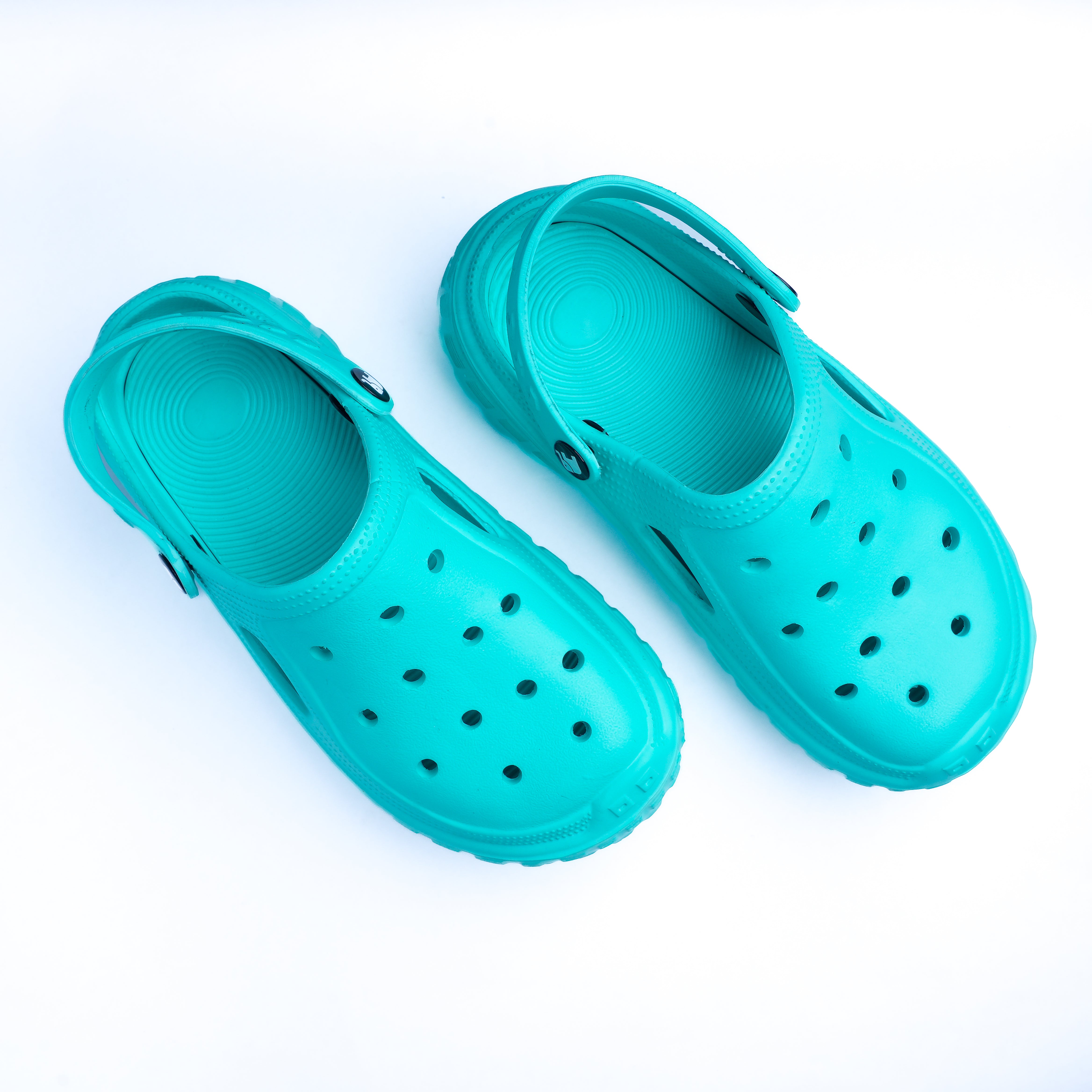 Sola Unisex Stylish Non-Slip Clogs for Daily Wear – Lightweight, Waterproof, Comfortable Slip-On Sandals for Indoor & Outdoor Use