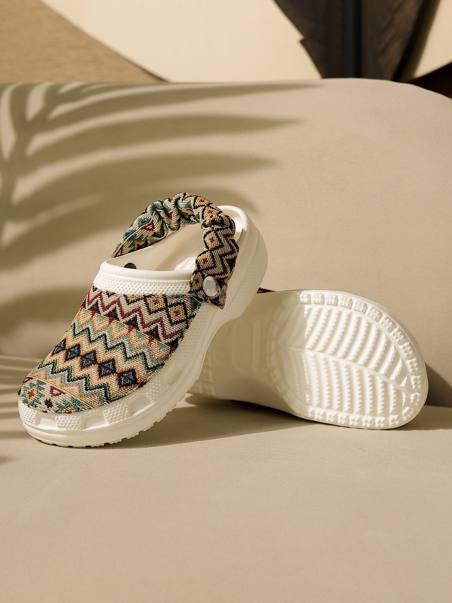 Banjaran Women clogs - Solaworld.in