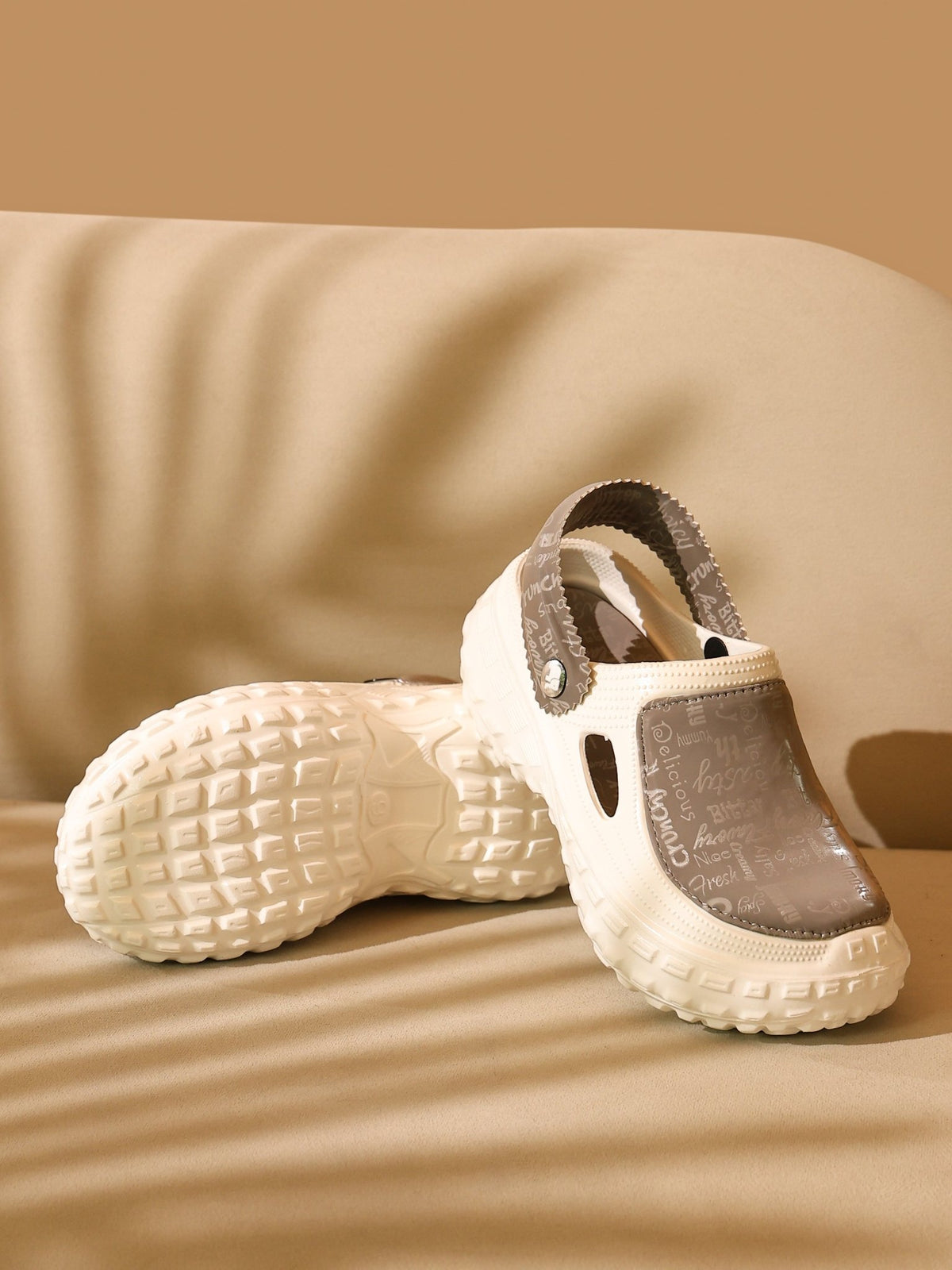 Darjeeling Women Clogs Grey - Solaworld.in