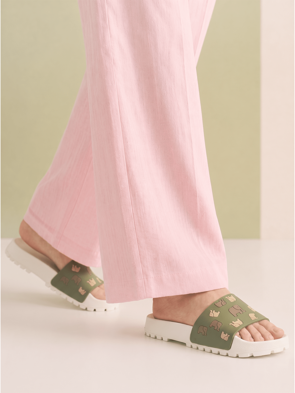 Elephant Parade Comfort Women Slides - Solaworld.in