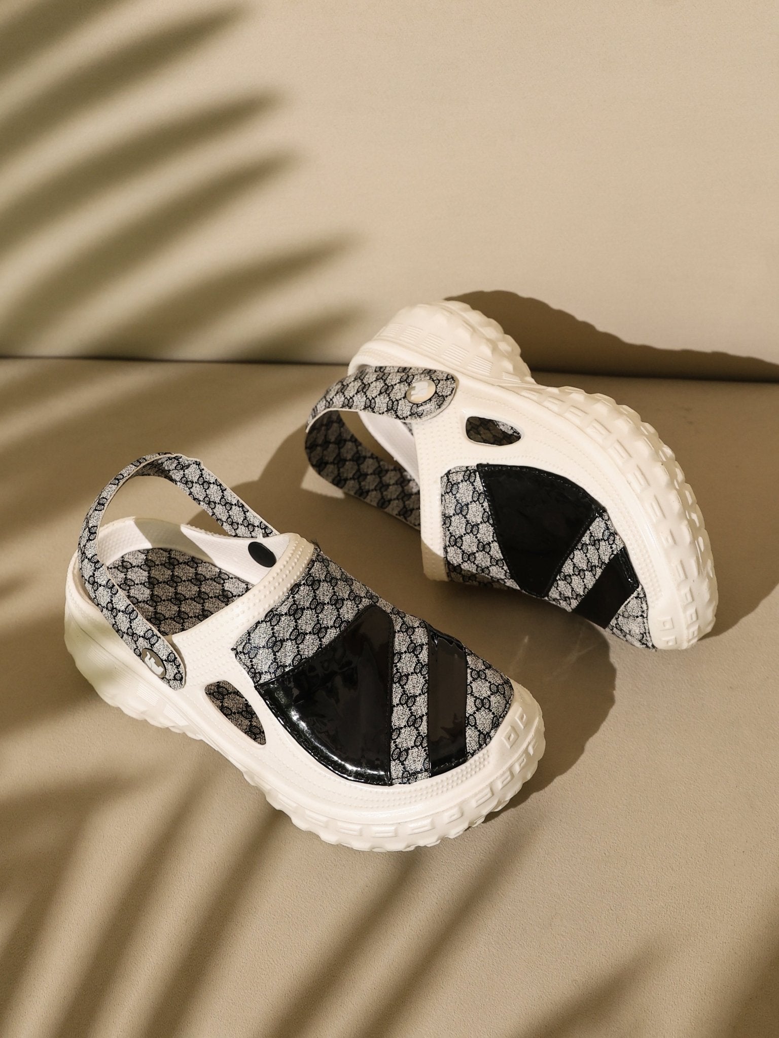 Gangtok Women Clogs - Solaworld.in