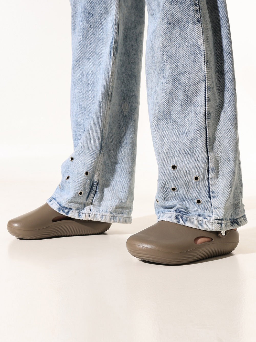 Muse Mens Clog - Solaworld.in