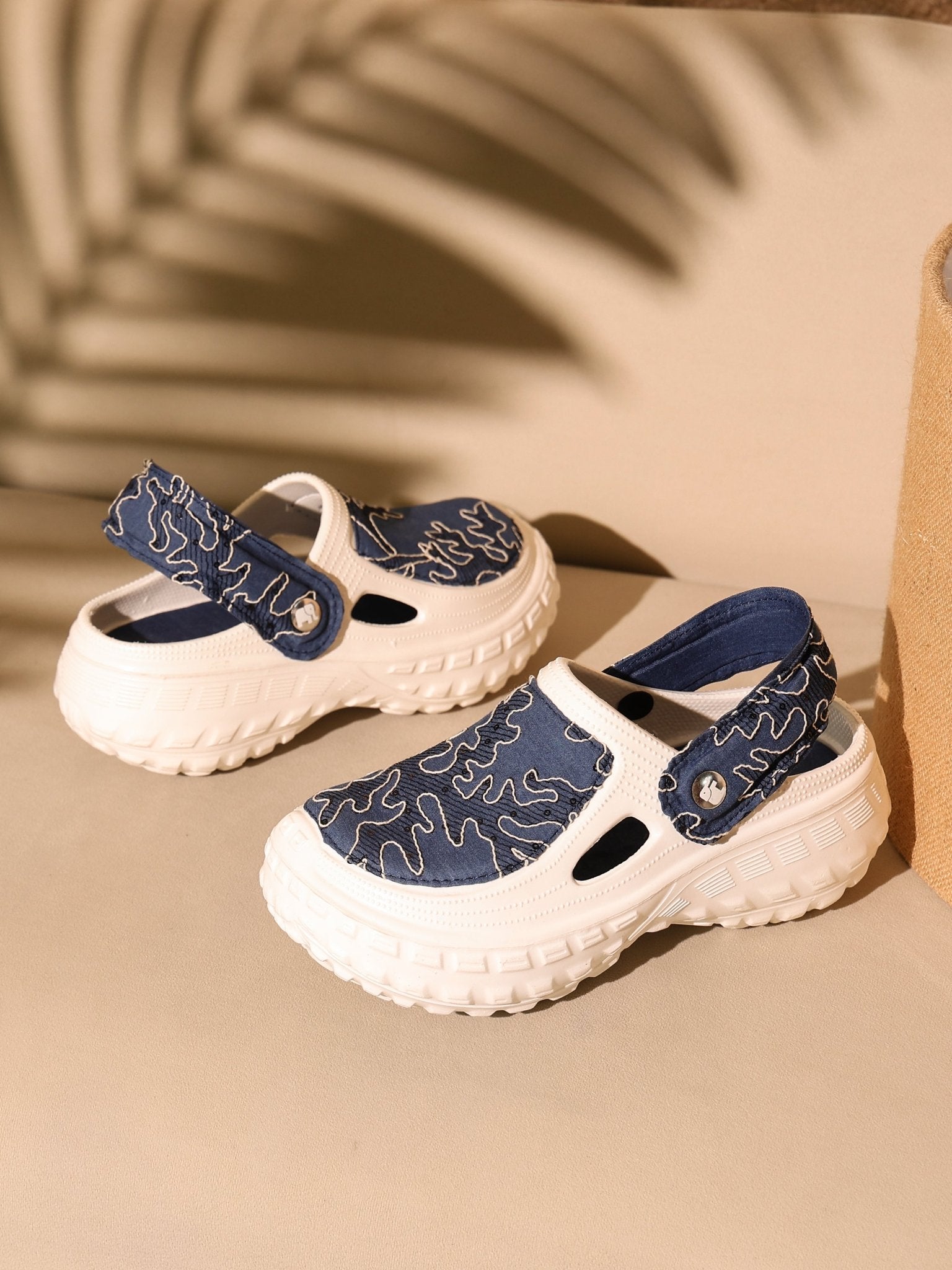 Neelam Women Clogs - Solaworld.in