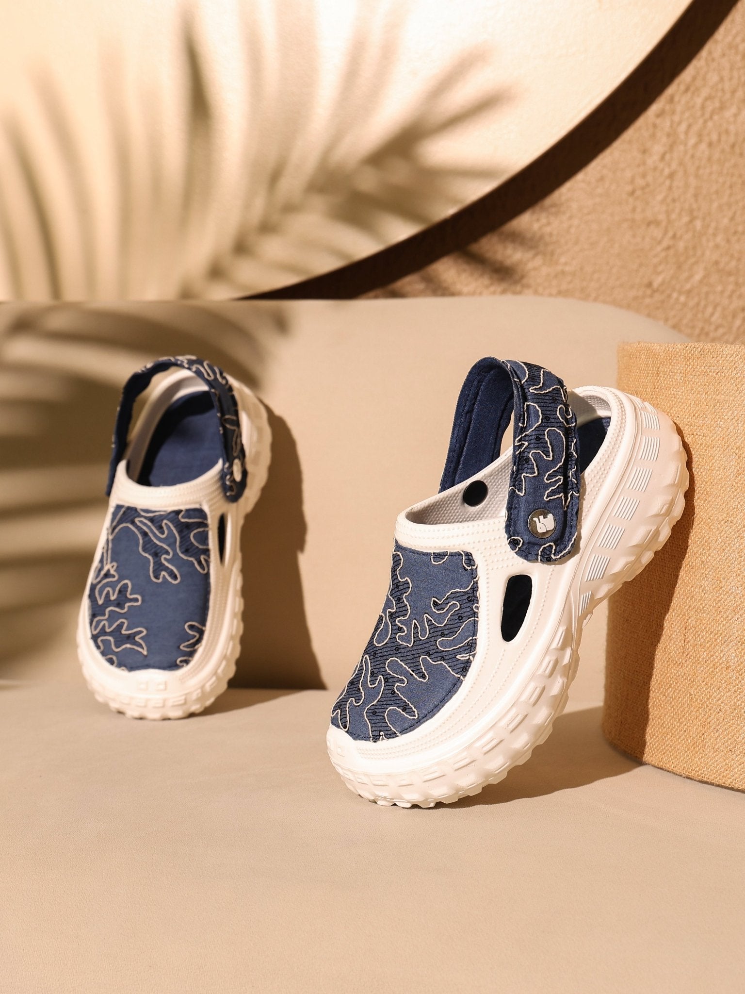Neelam Women Clogs - Solaworld.in