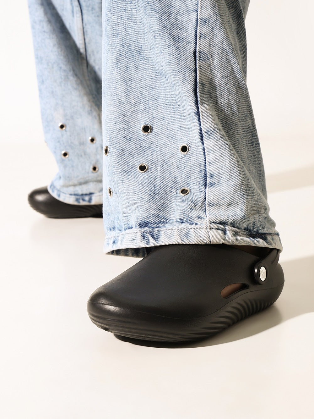 Onyx Mens Clog - Solaworld.in