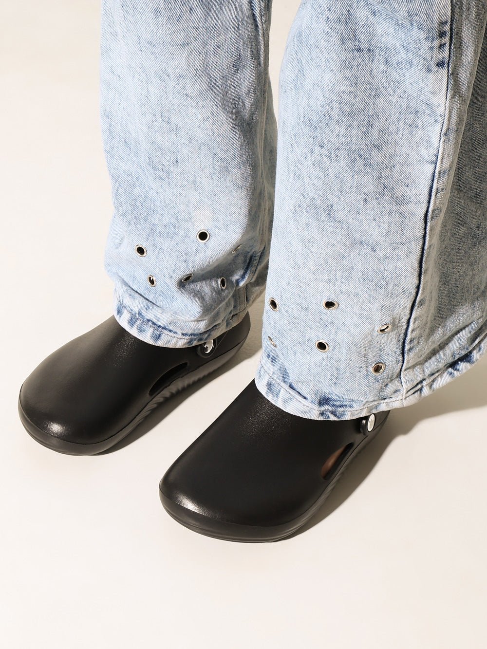 Onyx Mens Clog - Solaworld.in