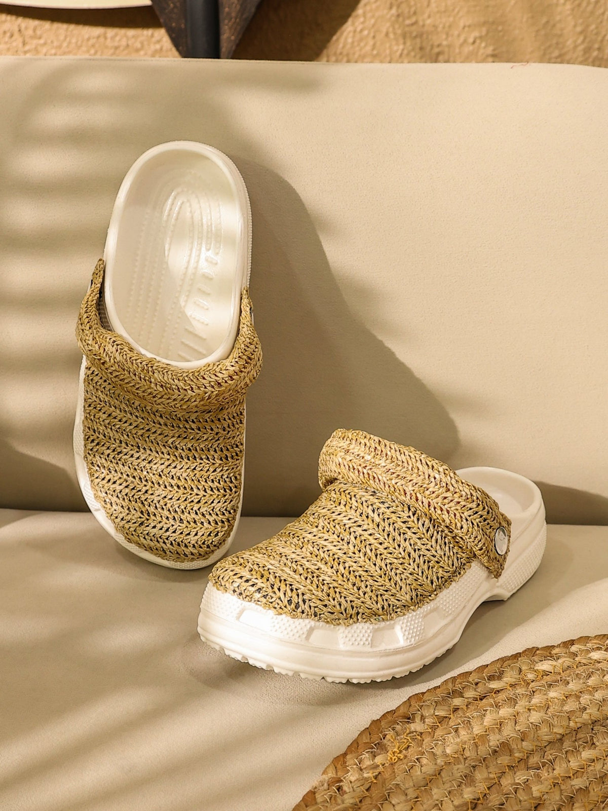 Raffia Women’s Clogs - Solaworld.in