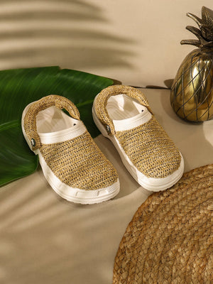 Raffia Women’s Clogs