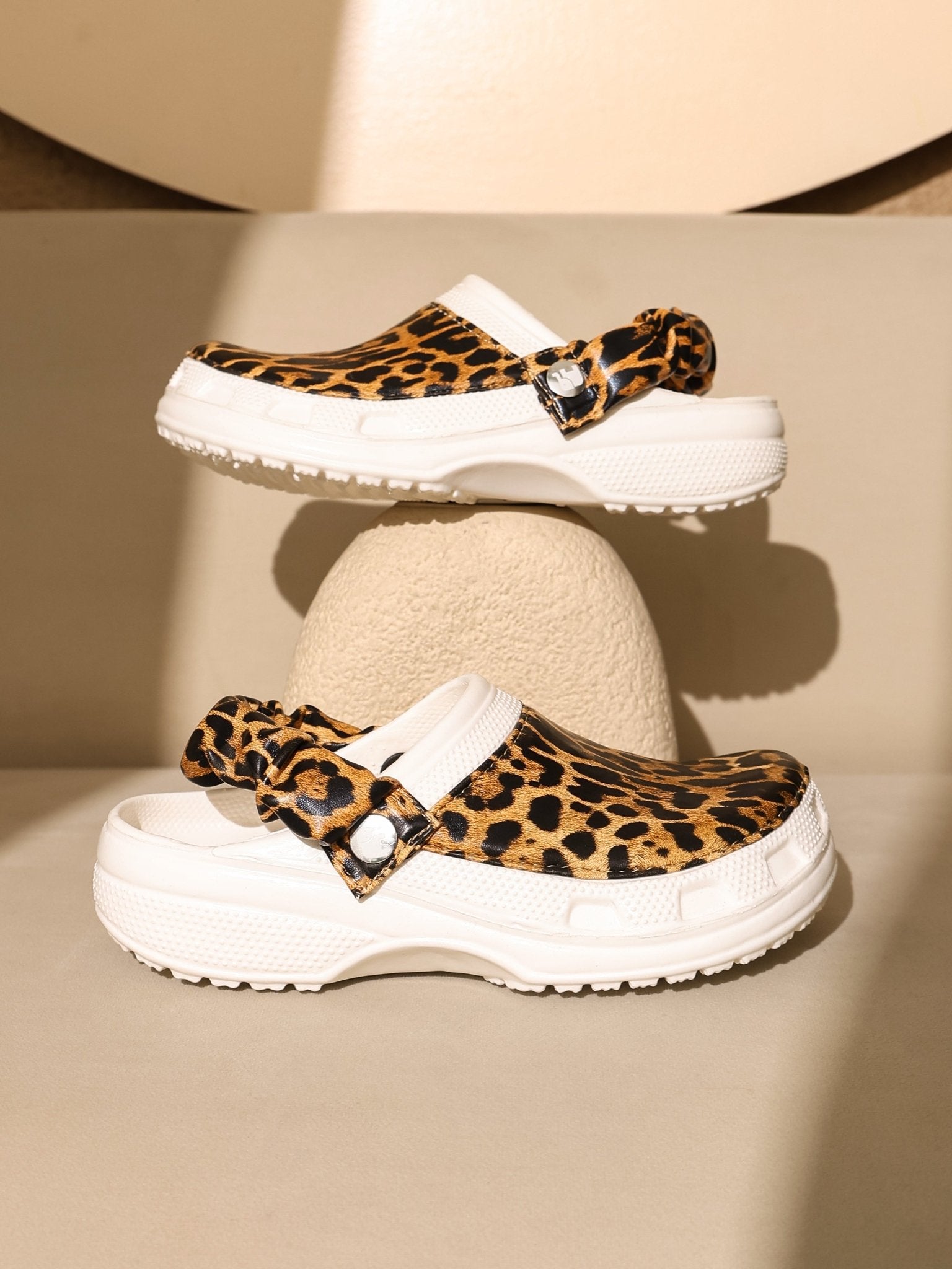 Sherni Women Clogs - Solaworld.in