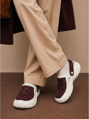 Darjeeling Women Clogs Burgundy