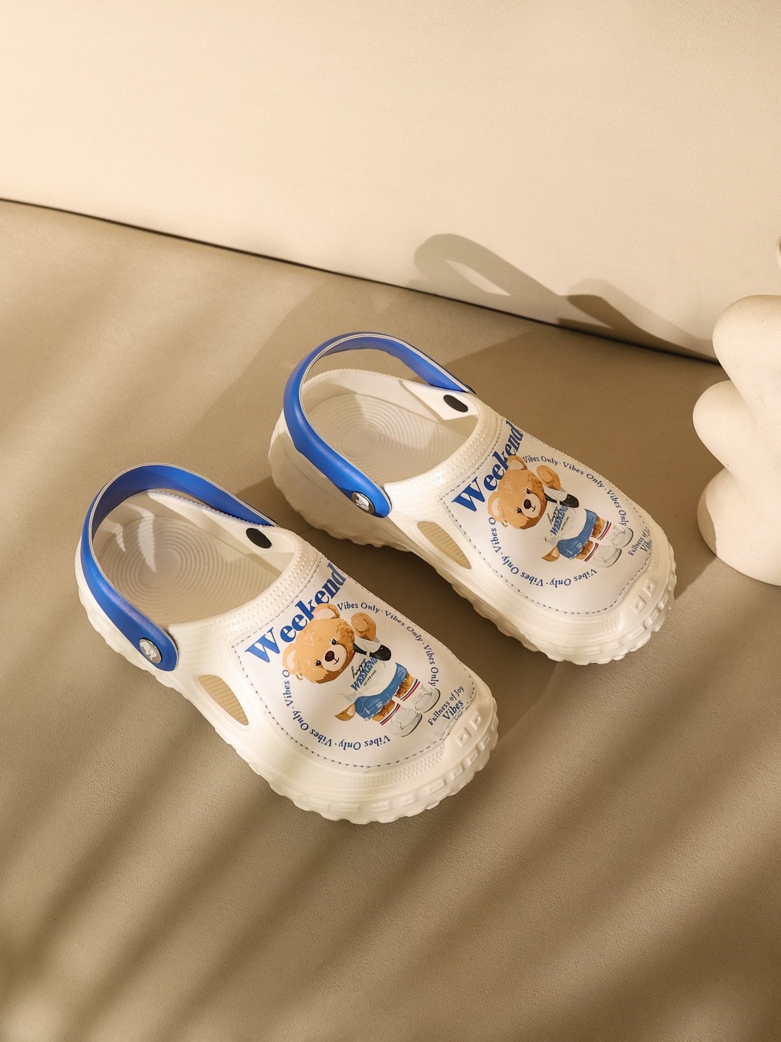 Weekend Women Clogs - Solaworld.in